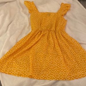 Yellow short sleeve dress-size small. Never worn